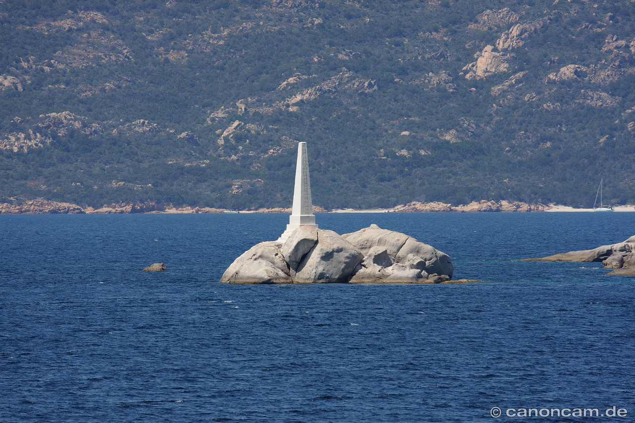 Fahrwassermarkierung zwischen La Maddalena und Palau