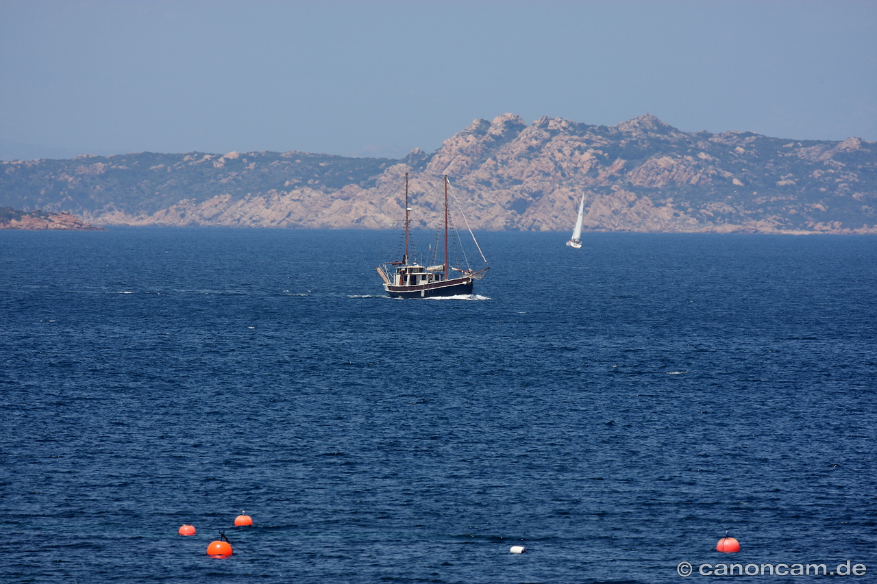 Segelschiff vor La Maddalena