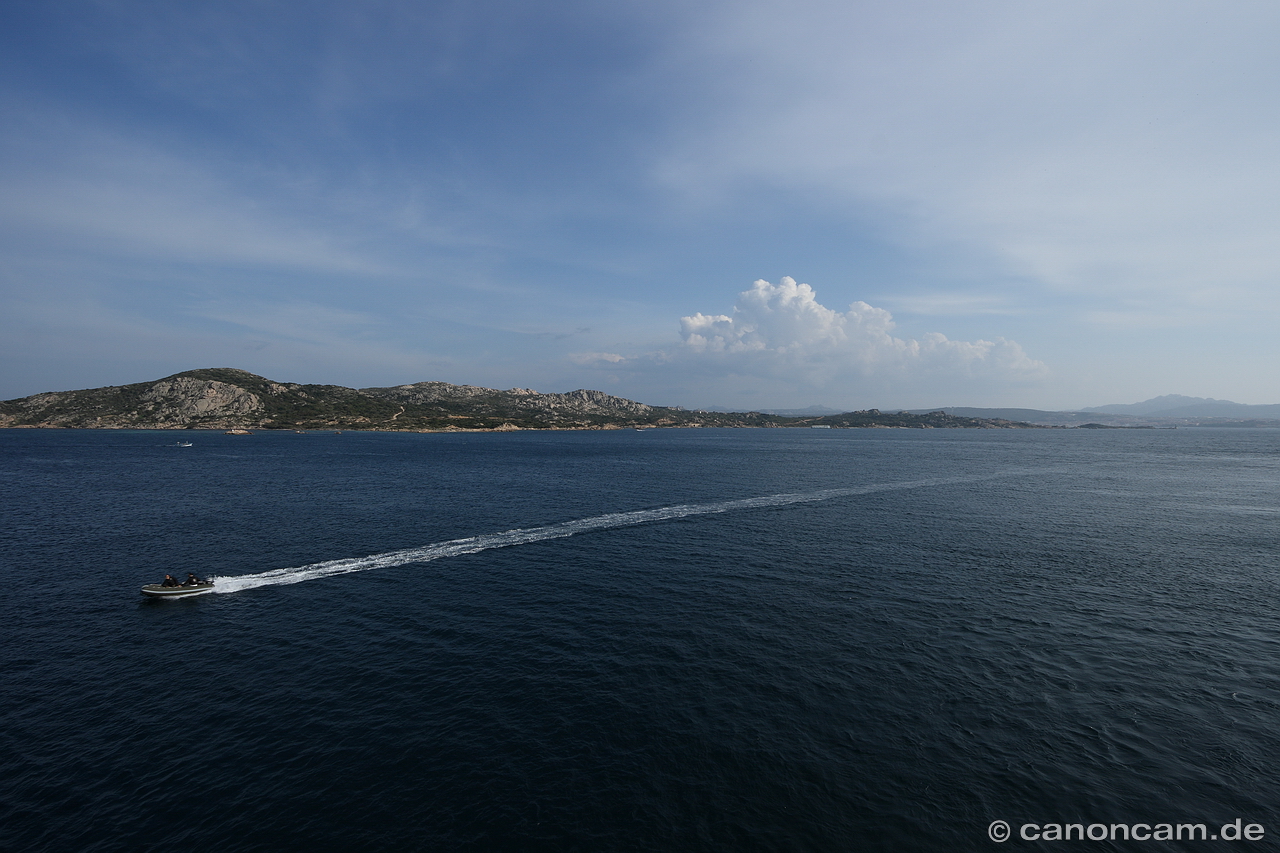 Schnellboot zwischen Palau und La Maddalena