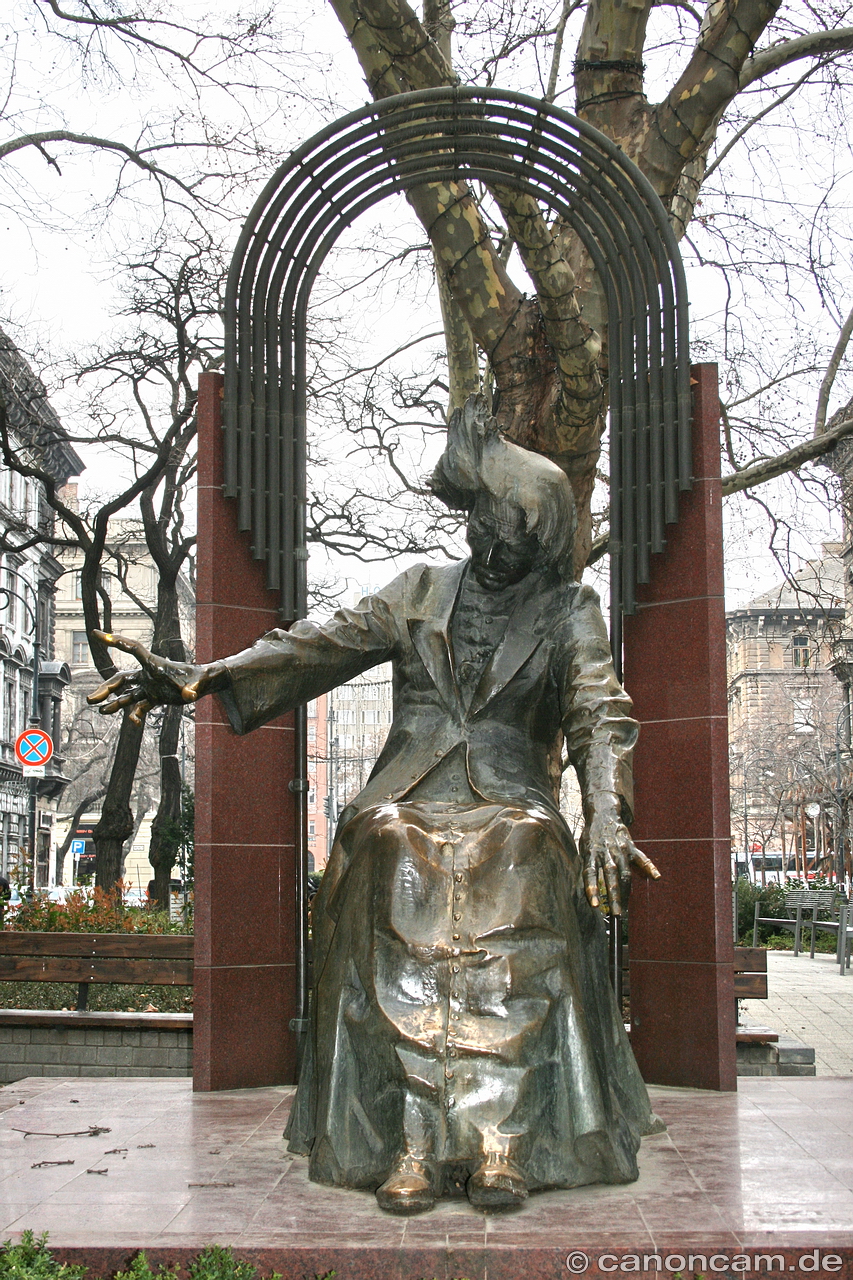 Franz List Statue